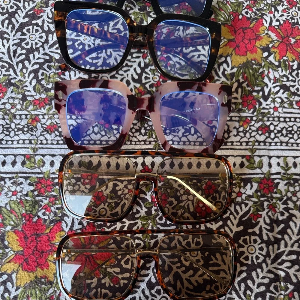 Lot of Eyeglasses